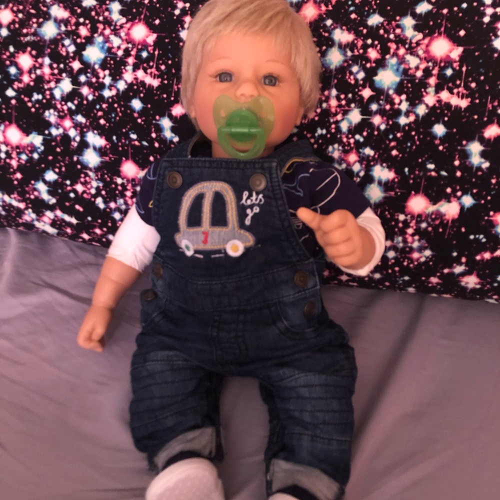 Lee Middleton Doll